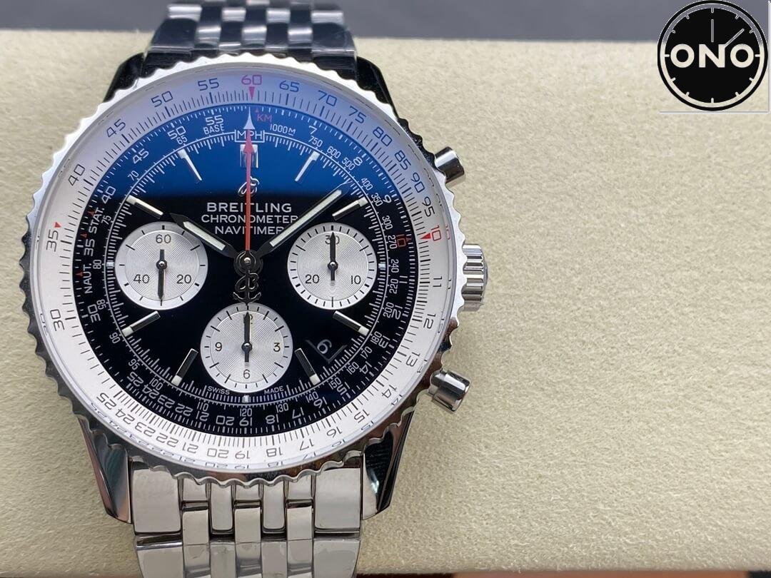 Navitimer_10023_3.jpg