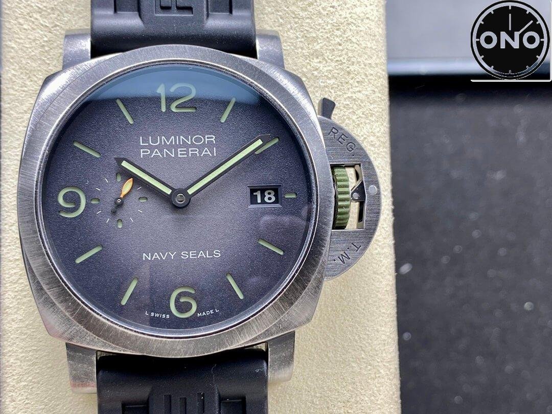 Panerai_10008_3.jpg