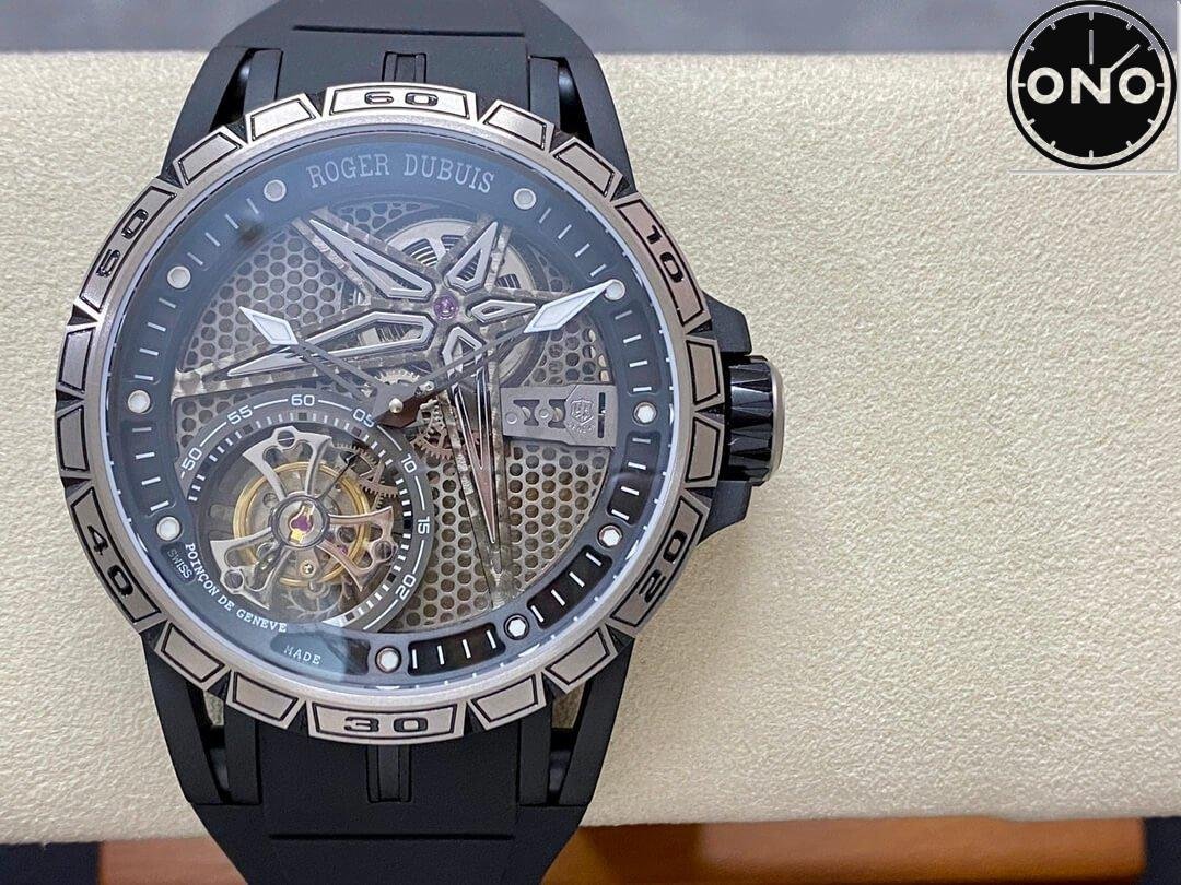 Roger-Dubuis_10010_2.jpg