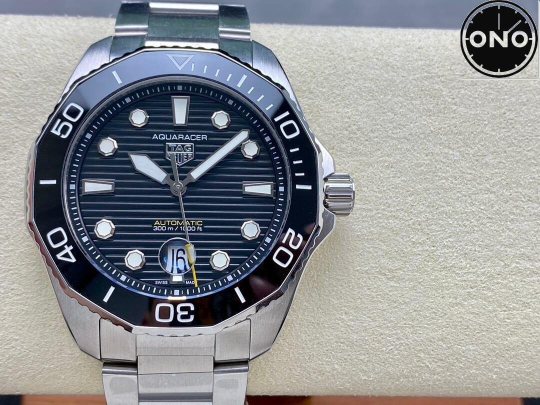 TAGheuer_10008_3.jpg
